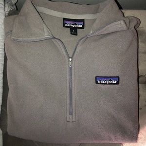 Patagonia sweatshirt
